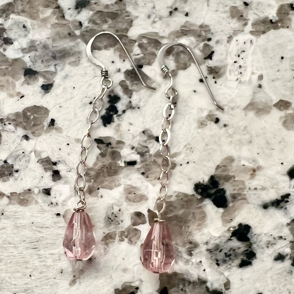 NWOT Pink Teardrop dangle Sterling Silver Earrings